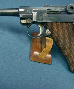ULTRA RARE MAUSER G DATE POLICE LUGER WITH MATCHING MAG