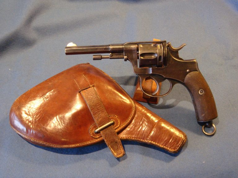 sold VERY RARE 1893 NORWEGIAN NAGANT REVOLVER & HOLSTER - Pre98 Antiques