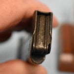 MAGAZINE WITH RIBBED FOLLOWER