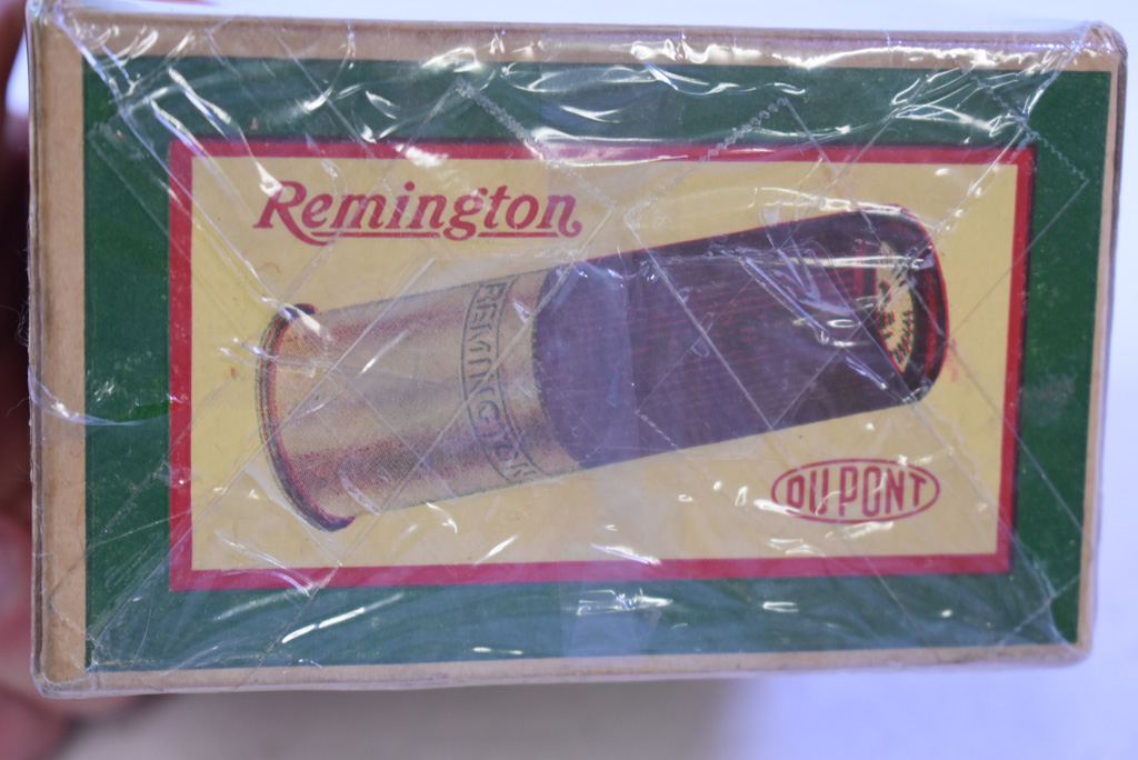 SOLD , US WW2 FULL BOX OF REMINGTON 12 GAUGE 00 BUCKSHOT FOR TRENCH GUNS, US  PROPERTY MARKED! - Pre98 Antiques