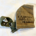 ORIGINAL US ISSUE - WW2 M1 CARBINE-M1 GARAND MUZZLE COVER - DATED 1944