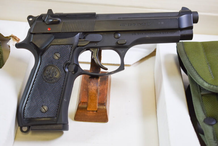 SOLD, SCARCE BERETTA M9 PISTOL, 1990'S SPECIAL EDITION FULL RIG IN BOX ...