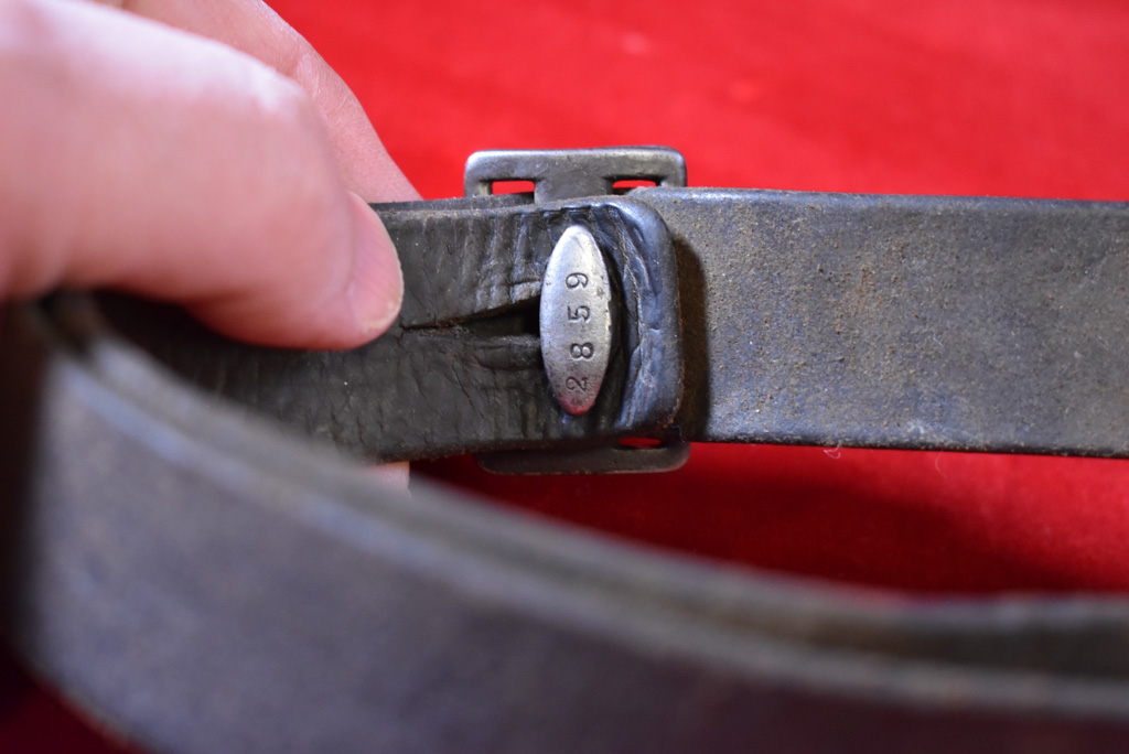 How to Replace a Belt Buckle 