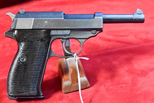 MON SEP 29, END OF WAR GI WAR TROPHY MISMATCH AC45 P.38, RARE WITH FN FRAME, MIXED FINISH PARTS, VERY SHARP! - Image 3