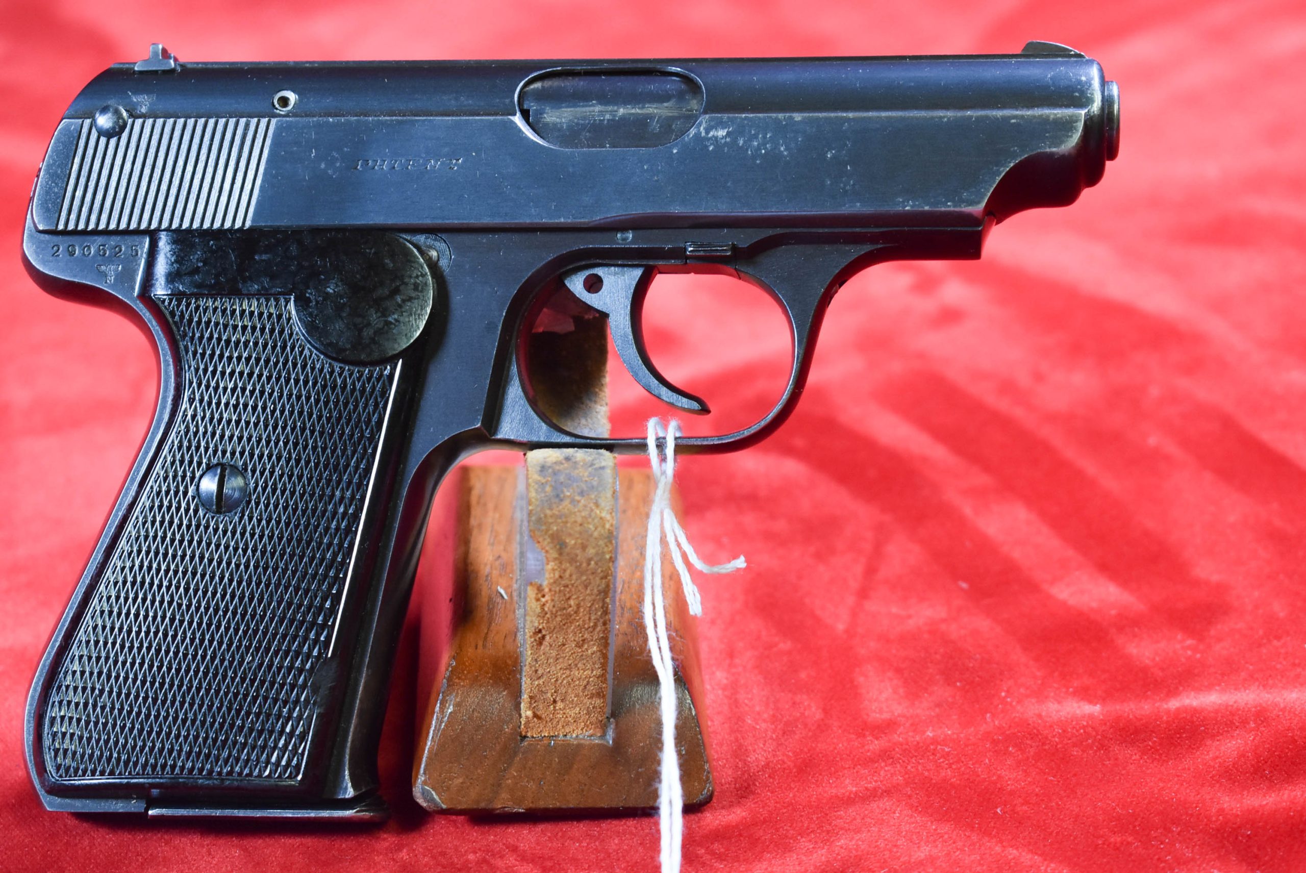 SOLD VERY CHOICE, EARLY 1941 NAZI POLICE SAUER 38H PISTOL, NAZI POLICE  “EAGLE/C” MARKED, FULL RIG, MINT CRISP! - Pre98 Antiques