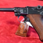 SOLD VERY SCARCE 41-42 CODE P.08 LUGER PISTOL, VERY RARE VARIANT ONLY 7000 MADE, MATCHING MAG! VERY SHARP!