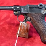 SOLD, VERY CHOICE GERMAN WWII 1937 S/42 P.08 LUGER PISTOL, ALL MATCHING INCLUDING THE MAG, EARLY RUST BLUE/STRAW, VERY SHARP!