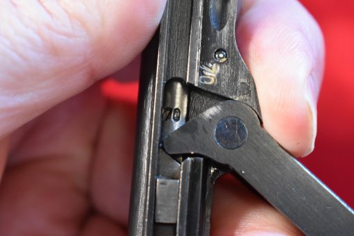 THU JUL 17, VERY CHOICE GERMAN WWII 1937 S/42 P.08 LUGER PISTOL, ALL MATCHING INCLUDING THE MAG, EARLY RUST BLUE/STRAW, VERY SHARP! - Image 15