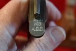 THU JUL 24, US WWII SCARCE MAKER, AERIAL GUARD MARKED, M3 FIGHTING KNIFE WITH M8 SCABBARD, MINT COLLECTOR GRADE! - Image 4
