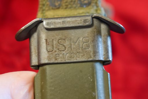 THU JUL 24, US WWII SCARCE MAKER, BOKER GUARD MARKED, M3 FIGHTING KNIFE WITH M8 SCABBARD, MINT COLLECTOR GRADE! - Image 7
