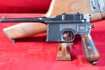 WED JULY 16, EXCEPTIONAL MAUSER MODEL 1930 BROOMHANDLE PISTOL, STILL WITH ORIGINAL MAUSER STOCK, MINT CRISP STUNNING! - Image 3
