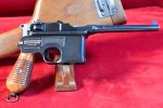 WED JULY 16, EXCEPTIONAL MAUSER MODEL 1930 BROOMHANDLE PISTOL, STILL WITH ORIGINAL MAUSER STOCK, MINT CRISP STUNNING! - Image 4