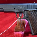SOLD SCARCE VERY EARLY MAY,1943 PRODUCTION ITHACA 1911A1 U.S. ARMY SERVICE PISTOL, DULITE FINISH & EARLY FEATURES, VERY SHARP!