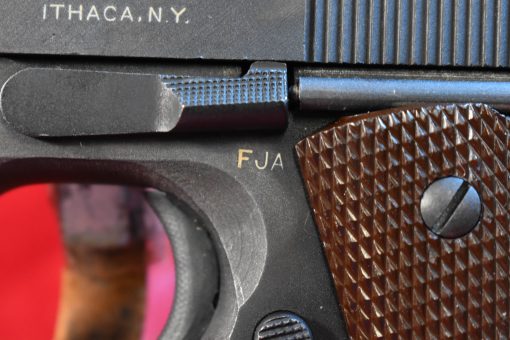 MON JUL 28, SCARCE VERY EARLY MAY,1943 PRODUCTION ITHACA 1911A1 U.S. ARMY SERVICE PISTOL, DULITE FINISH & EARLY FEATURES, VERY SHARP! - Image 5