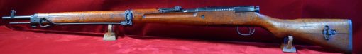MON AUG 4, JAPANESE WWII TYPE 99 RIFLE, EARLY PRODUCTION TOYO KOGYO 31st SERIES, VERY SHARP AND MATCHING DOWN TO THE DUST COVER! - Image 3