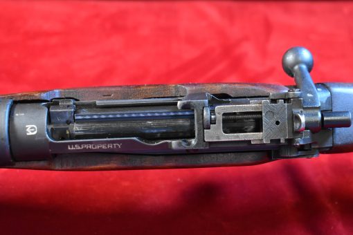 MON AUG 18, VERY CHOICE 1942 SAVAGE MADE BRITISH No.4 MkI∗ LEE ENFIELD RIFLE, SOUTH AFRICAN LEND LEASE MARKED, NOT IMPORT OR EXPORT MARKED, ALL MATCHING & MINT,! - Image 4
