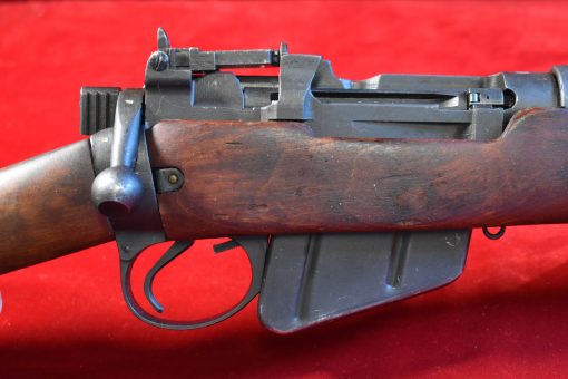 MON AUG 18, VERY CHOICE 1942 SAVAGE MADE BRITISH No.4 MkI∗ LEE ENFIELD RIFLE, SOUTH AFRICAN LEND LEASE MARKED, NOT IMPORT OR EXPORT MARKED, ALL MATCHING & MINT,! - Image 7