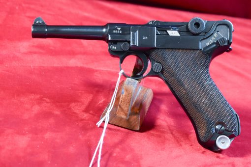 FRI SEP 12, EXCEPTIONAL & SCARCE 1941 Small Date MAUSER BANNER  POLICE "EAGLE L" LUGER...1 MATCHING MAG, MINT CRISP! - Image 2