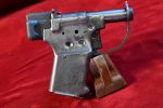 SOLD THU SEP 11, US WWII O.S.S. LIBERATOR PISTOL, RARE TYPE 3, 4 HOLE VARIANT, WITH REPRO BOX & GIBLETS, NICE! - Image 3