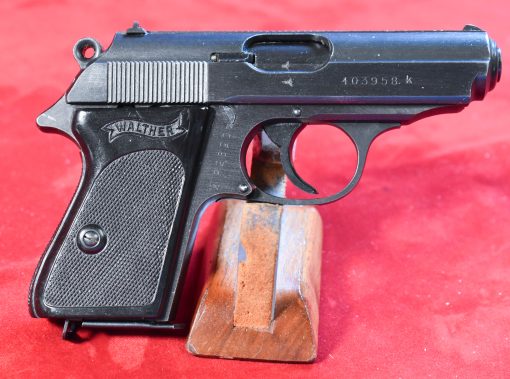 THU SEP 4, EXCEPTIONAL, NEAR NEW 99.9% CONDITION, LATE 1943 NAZI POLICE ISSUED WALTHER PPK PISTOL, EAGLE/C MARKED, MINT CRISP NEW & STUNNING! - Image 3
