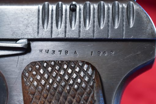 MON SEP 8, VERY HARD TO FIND SOVIET WWII 1942 DATED IZHEVSK ARSENAL TT-33 TOKAREV SERVICE PISTOL, MATCHING MAG! STALINGRAD SPECIAL! - Image 4