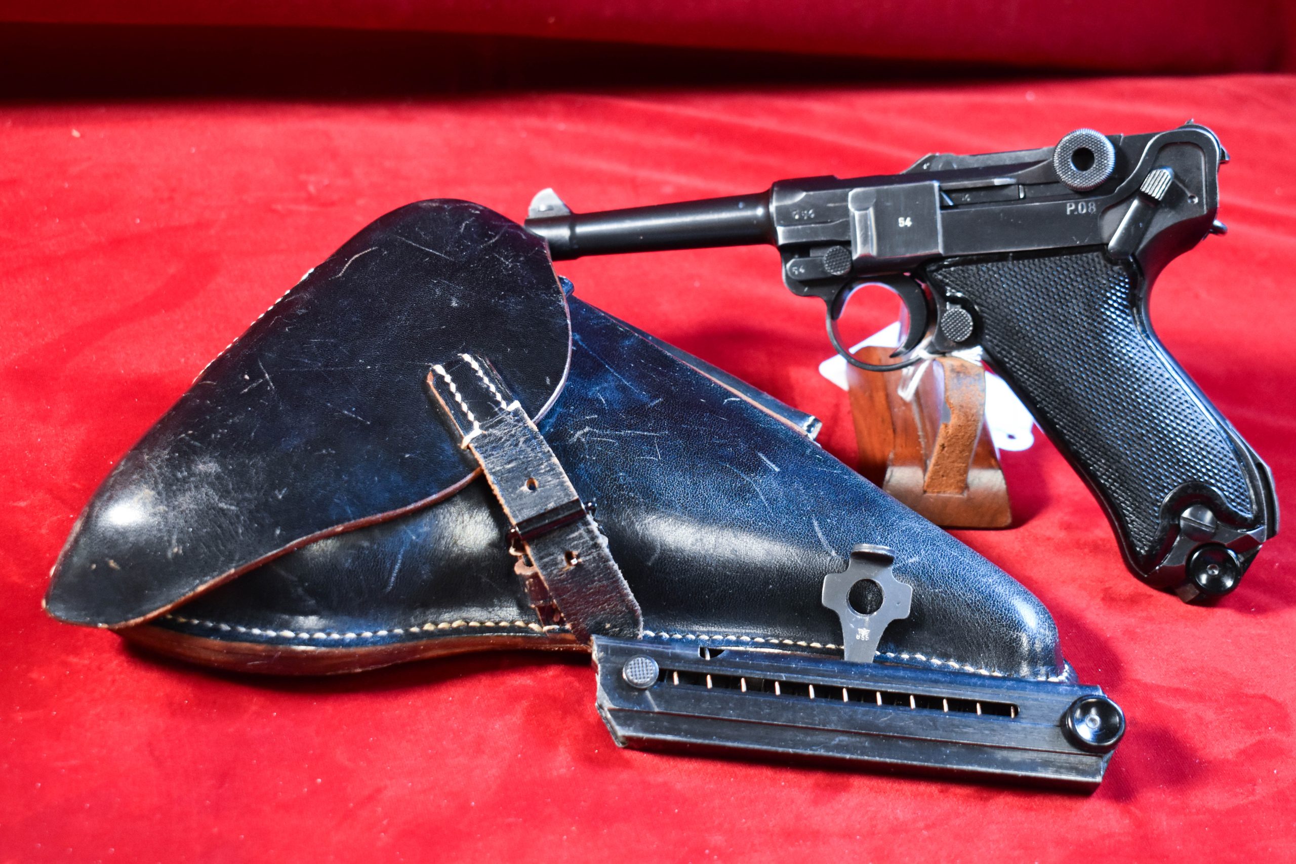 41BLACK WIDOW-20 MON OCT 27, EXCEPTIONAL  byf41 "BLACK WIDOW" LUGER MINT CRISP STUNNING RIG! ALL YOU NEED IN A NAZI LUGER! - Image 1