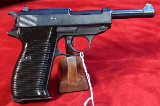 WED OCT 15, VERY SCARCE, NON-IMPORT, EAST GERMAN, ERNST THALMANN FACTORY P.38 PISTOL, VERY CRISP! - Image 3
