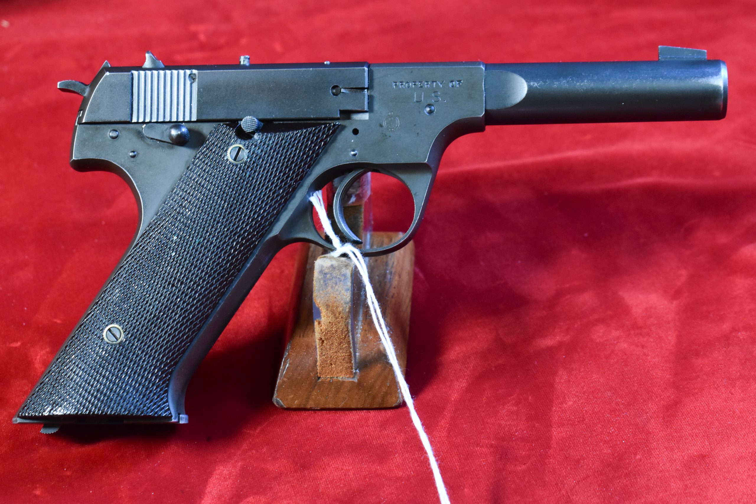 HIGH-1 THU OCT 30, US WWII HIGH STANDARD USA MODEL H-D US PROPERTY, VERY SHARP! - Image 1