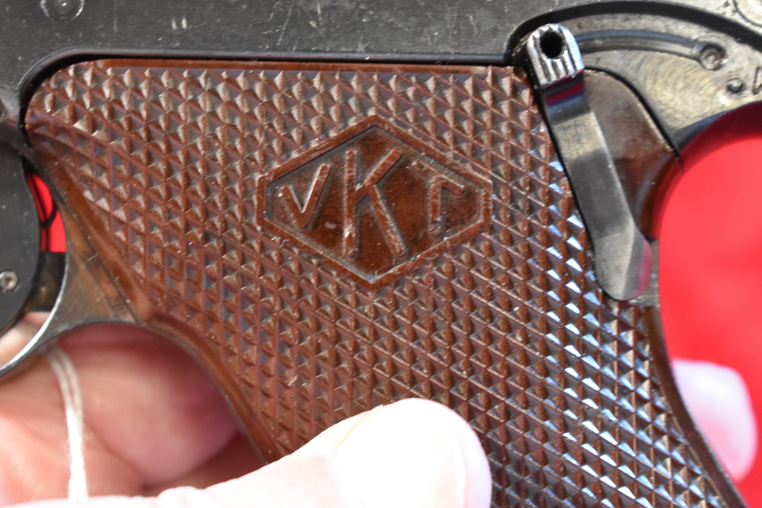 VKT-8 FRI OCT 24, VERY SCARCE & EXCEPTIONAL, FINNISH 1940 1st SERIES PISTOOLI L-35 LAHTI PISTOL, PRODUCTION, WINTER WAR USED, VERY CRISP! - Image 9