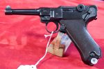 MON DEC 29, FANTASTIC GERMAN WWII, MAUSER 42 CODE, 1940 P.08 LUGER PISTOL, 2 MATCHING MAG FULL RIG! MINT CRISP! - Image 3