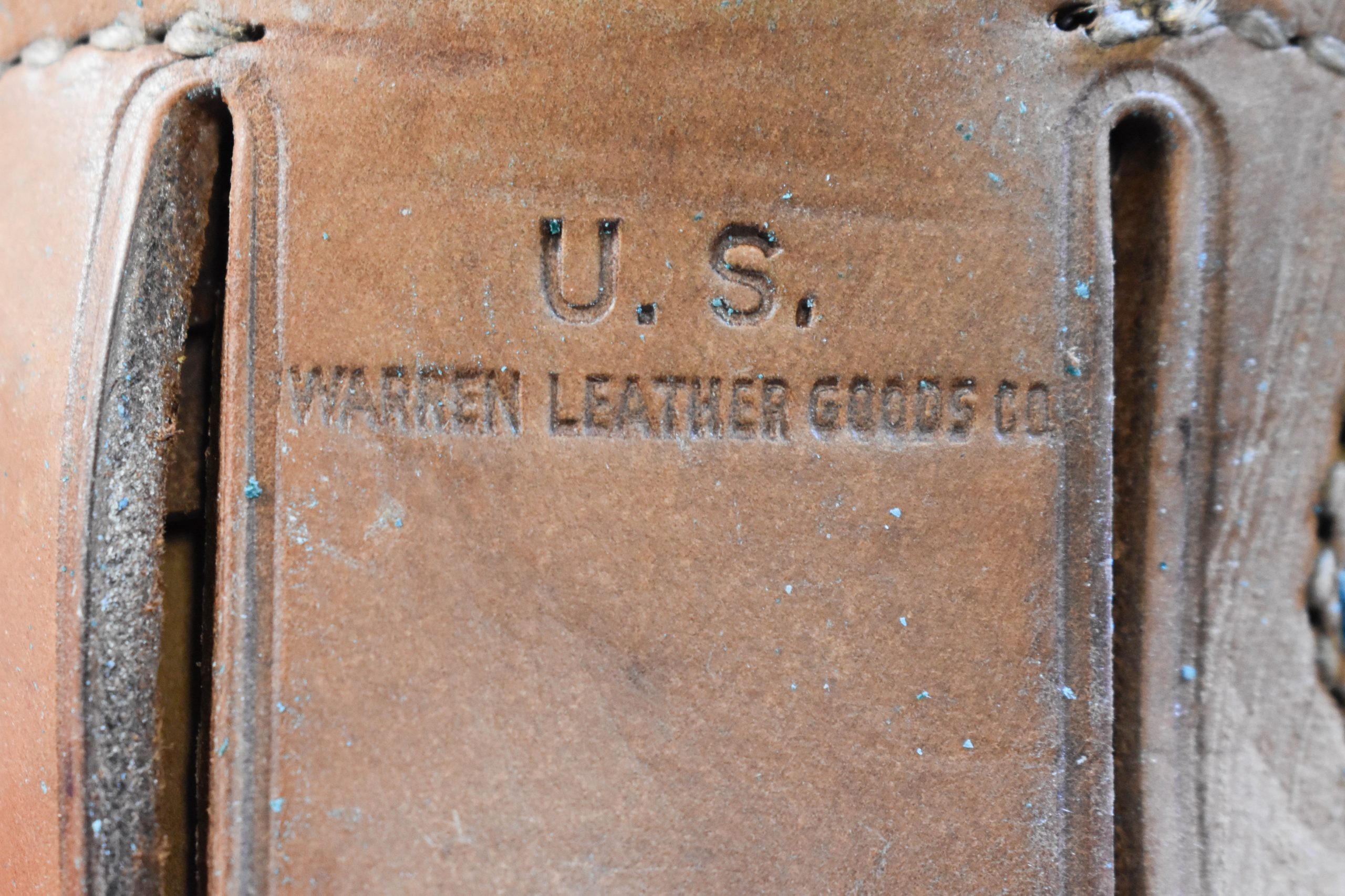 H2-2 US WWII WARREN LEATHER GOODS M1916 HOLSTER FOR THE 1911A1 PISTOL, MINT! - Image 1