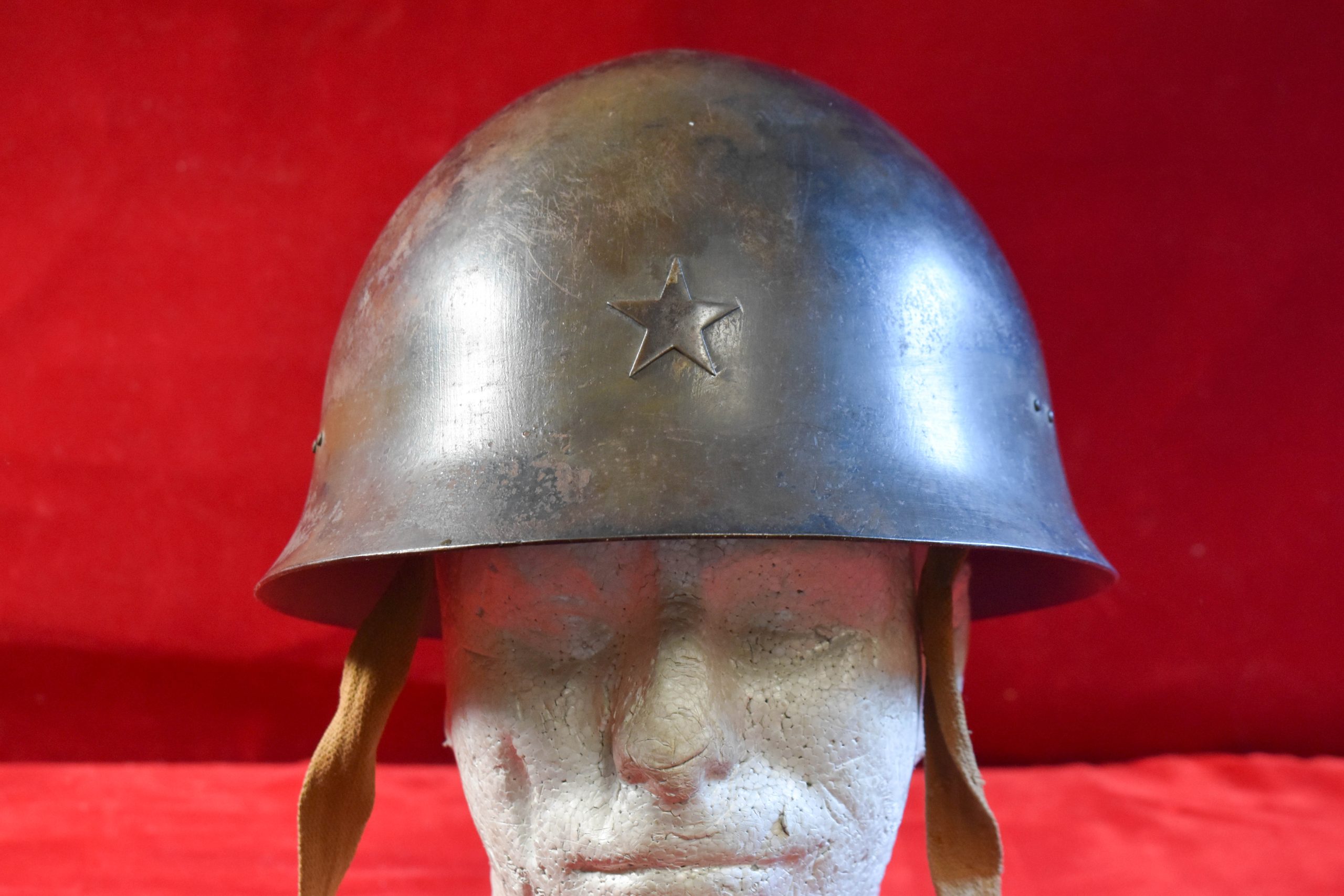 90type-1 JAPANESE WWII TYPE 90 ARMY HELMET, STRAPS INTACT, RARE DESIRABLE LARGE SIZE VERY SHARP! - Image 1