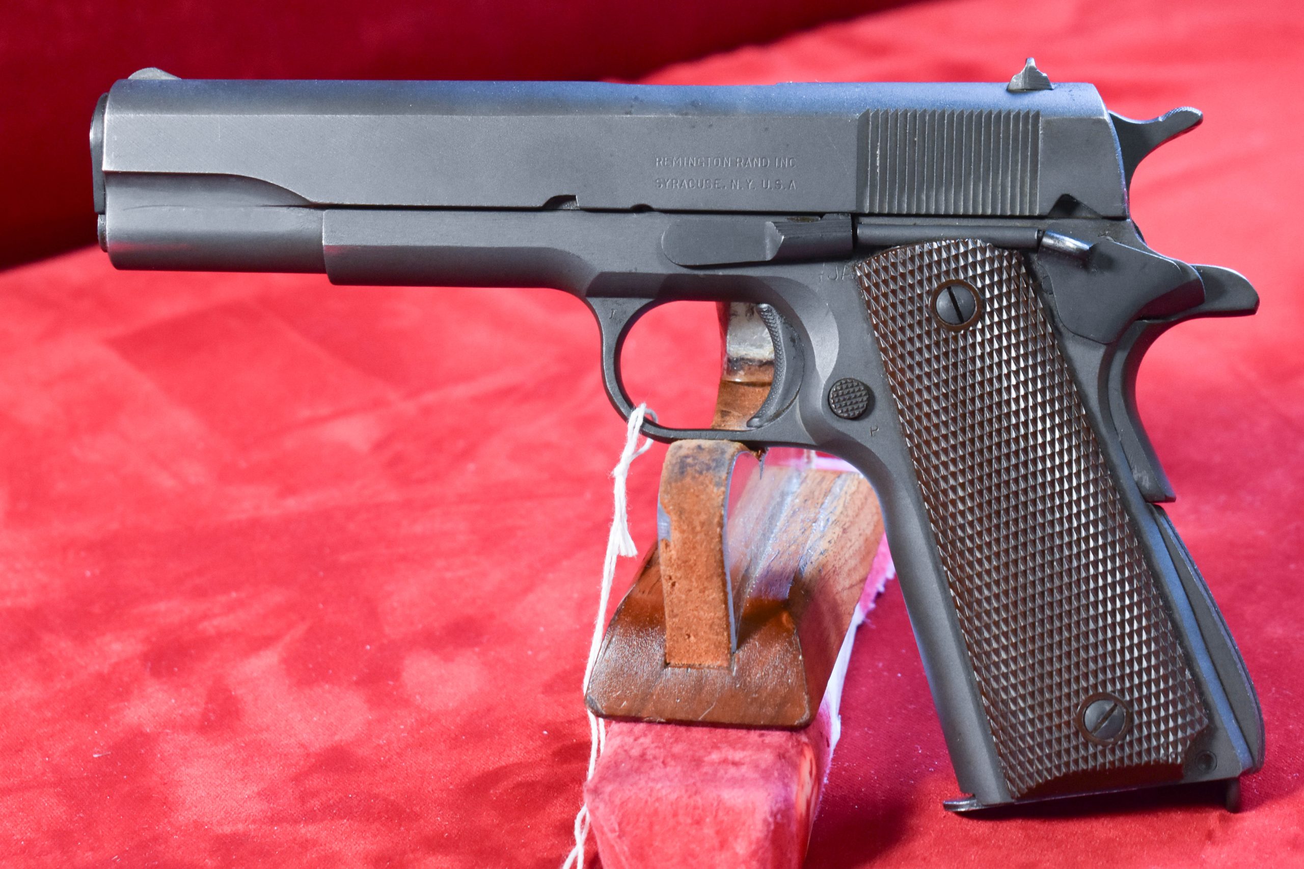 DECEMBER-1 MON FEB 23, US WWII REMINGTON RAND 1911A1 PISTOL, DECEMBER,1944 PRODUCTION, 100% ORIGINAL & MINT CRISP! - Image 1