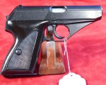THU FEB 19, EXCEPTIONAL & NEAR NEW 99.9%, UN-ISSUED MAUSER HSc PISTOL, EARLY 1945 PRODUCTION, WaA135, PLASTIC GRIPS % MIXED BLUE & PHOSPHATE PARTS! - Image 3