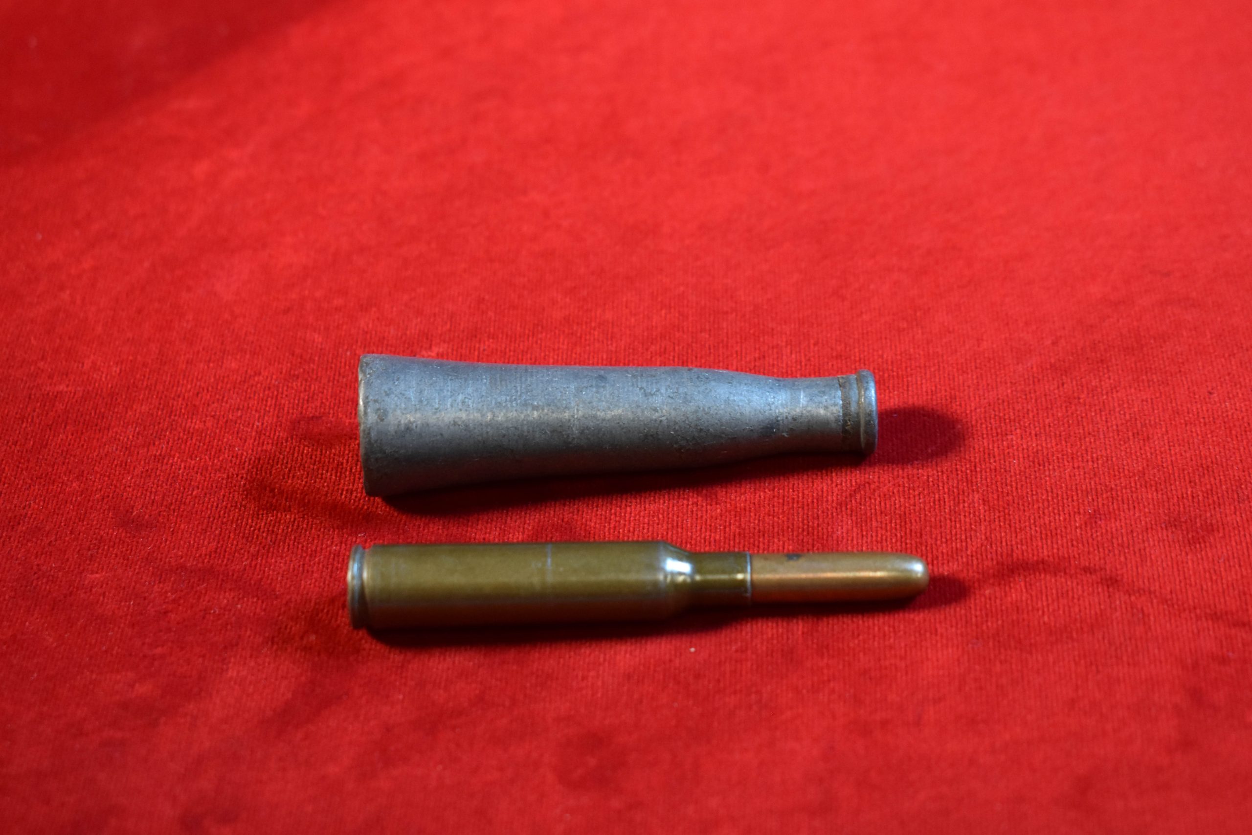 OLIVEOIL 1 NEVER BEFORE SEEN ITALIAN WWII CARCANO RIFLE OIL BOTTLE, MADE OF PEWTER - Image 1