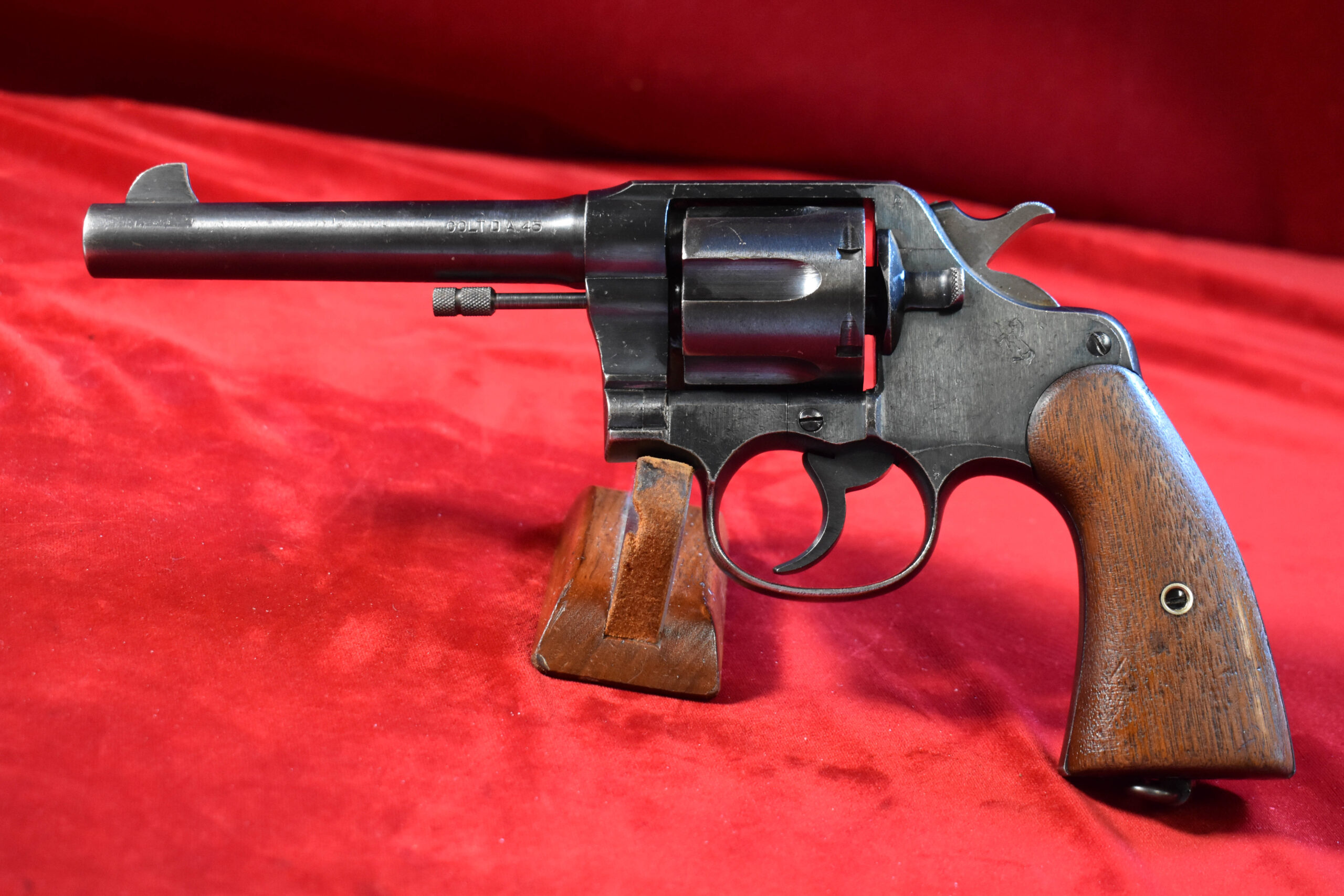 coltrev-1 TUE JUN 16, US WWI COLT M-1917 REVOLVER, 45 acp, VERY SHARP! - Image 1