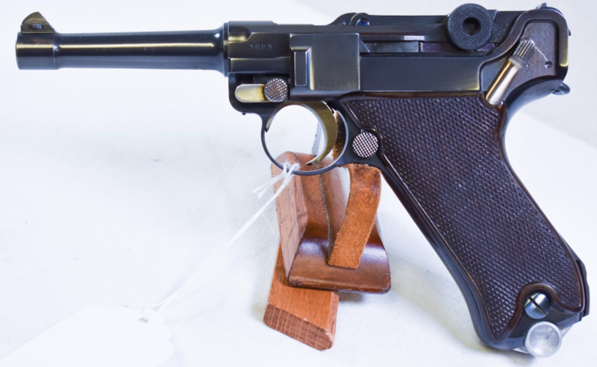 Screenshot WED SEPT 2, OUTSTANDING & EXCEPTIONAL, ULTRA RARE “36” DATE 1936 production LUFTWAFFE ISSUE KRIEGHOFF LUGER WITH MATCHING MAG, ONLY 500 MADE, STUNNING EXAMPLE! - Image 1