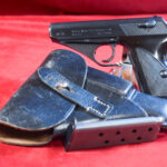MON OCT 19, EXCEPTIONAL MAUSER HSc PISTOL,1944 3 LINE VARIANT, RARE PLASTIC GRIPS, MILITARY FINISH, E/135 WAFFENAMTED, VERY RARE jhg 44 HOLSTER, MINT FULL RIG!