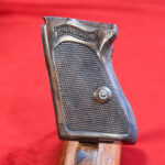 GERMAN WWII ORIGINAL MID WAR GRAY GRIP FOR THE WALTHER PPK, VERY SCARCE!